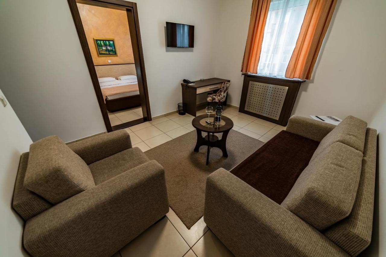 Hotel Albo 보르 외부 사진