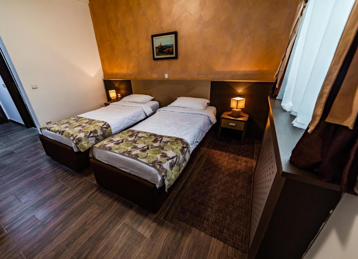 Hotel Albo 보르 외부 사진